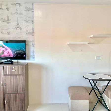 The Persimmon Studios Near Ayala And Sm City סבו חדר תמונה