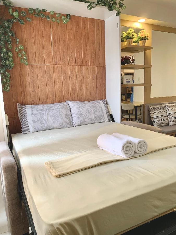 The Persimmon Studios Near Ayala And Sm City סבו מראה חיצוני תמונה