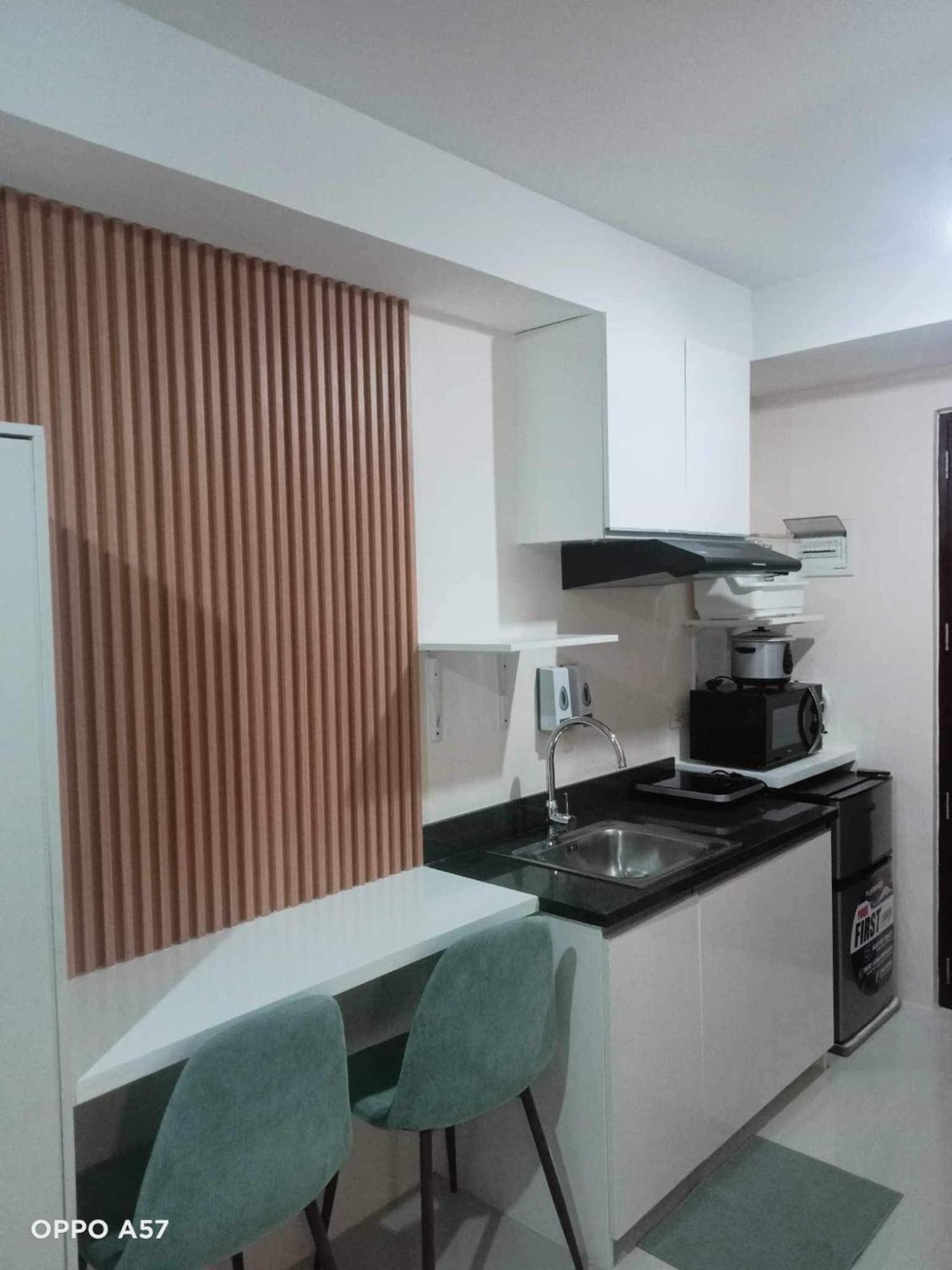 The Persimmon Studios Near Ayala And Sm City סבו חדר תמונה