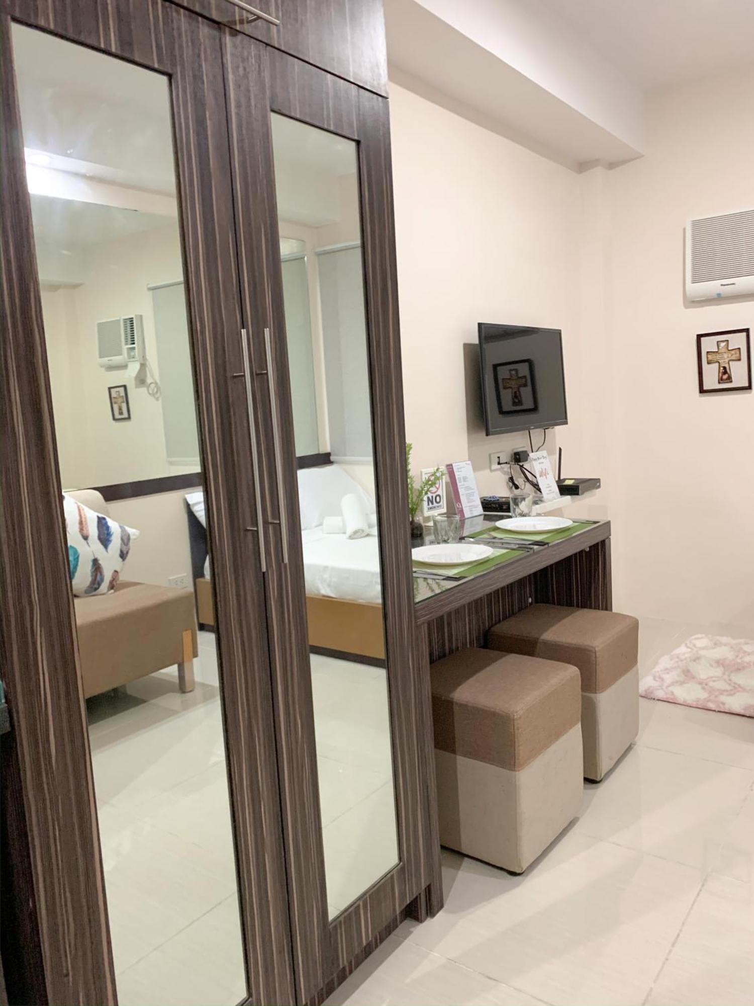 The Persimmon Studios Near Ayala And Sm City סבו חדר תמונה